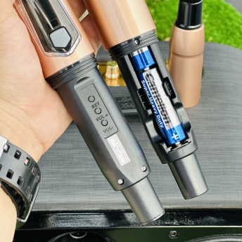 Loa Karaoke Xách Tay Mới Nhất 2024 - MTMAX DK12Pro - Loa 3 Đường Tiếng Công Suất Lớn 500W, Bass Đôi 2 Tấc, Âm Thanh Mạnh Mẽ, Đi Kèm 2 Micro Cao Cấp, Bảo Hành Chính Hãng 12 Tháng