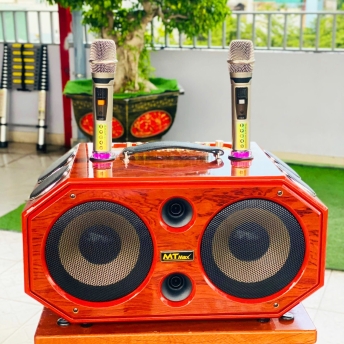 Loa Xách Tay  Full Gỗ MTMAX K421 Công Suất 500W Hệ Thống 12 Loa, Bass Đôi 20, Âm Thanh Sống Động Kèm 2 Micro Không Dây Cao Cấp
