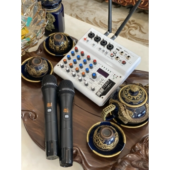 Mixer Mini MTMAX Max-16Pro -  Tích Hợp Nguồn 48V, 99 Hiệu Ứng DSP, Hát Livestream, Thu Âm, Karaoke Với Dàn Âm Thanh Gia Đình Đi Kèm 2 Micro Không Dây Bảo Hành 12 Tháng