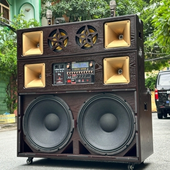 Loa Kéo BK85Pro Công Suất Cực Lớn 1500W - 2 Bass 45Cm Siêu Trầm, Tặng 2 Micro Không Dây, Bảo Hành 12 Tháng.