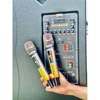 Loa Blutooth MTMAX BK42 Hiện Đại, 4 Loa, 1 Bass Cho Công Suất Vượt Trội 500W, Sóng UHF Siêu Cao Cho Âm Thanh Ổn Định,  Kết Nối Dễ Dàng Với Nhiều Thiết Bị.