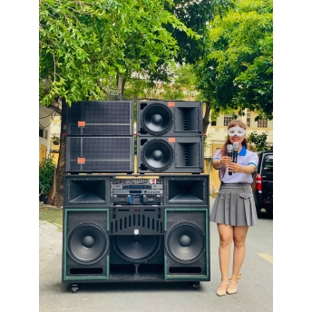 Loa Điện Bạch Hổ MTMAX K8000 PRO Siêu Khủng Gần 300kg Hệ Thống 13 Loa, 7 Bass lớn, Bass Chính 50cm, Công Suất Đến 2000W Trang Bị Quản Lý Nguồn, Micro, Vang, Cục Đẩy