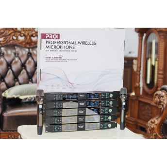 Micro Đầu Thu Cao Cấp Chính Hãng MTMAX UGX82Plus Sóng UHF, Chất Âm Trong Trẻo, Chi Tiết Sáng Bảo Hành 12 Tháng