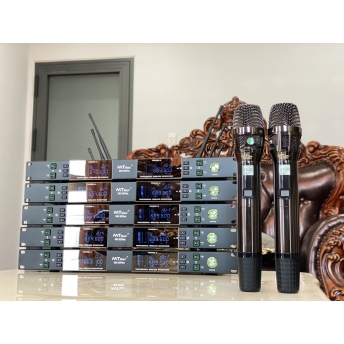 Micro Đầu Thu Cao Cấp Chính Hãng MTMAX UGX82Plus Sóng UHF, Chất Âm Trong Trẻo, Chi Tiết Sáng Bảo Hành 12 Tháng