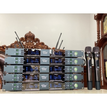 Micro Đầu Thu Cao Cấp Chính Hãng MTMAX UGX82Plus Sóng UHF, Chất Âm Trong Trẻo, Chi Tiết Sáng Bảo Hành 12 Tháng