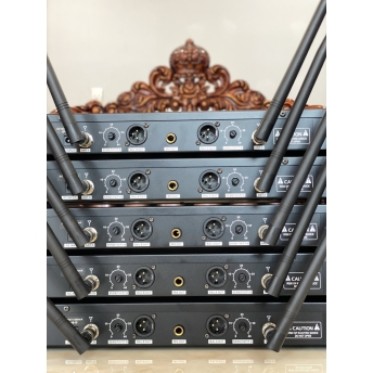 Micro Đầu Thu Cao Cấp Chính Hãng MTMAX UGX82Plus Sóng UHF, Chất Âm Trong Trẻo, Chi Tiết Sáng Bảo Hành 12 Tháng