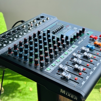 Mixer MTMAX MAX18 – 6 Dường line Tích Hợp Nguồn 48V, 99 Hiệu Ứng DSP, Hát Livestream, Thu Âm, Karaoke Với Dàn Âm Thanh Gia Đình