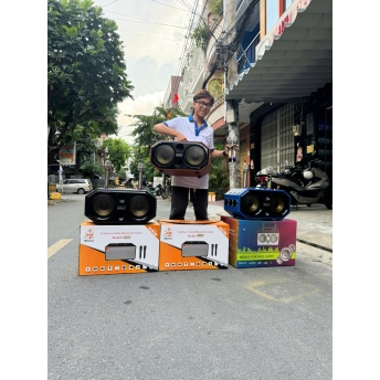 Loa Xách Tay Bluetooth MTMAX E6 Pro, Bọc Da Thủ Công Cao Cấp, Hệ Thống 16 Loa 2 Bass 16, 12 Trung, 2 Treble, Công Suất Cực Đại 550W, Kèm 2 Micro Không Dây Cao Cấp, Phù Hợp Karaoke, Nghe Nhạc, Quán Cà Phê, Dã Ngoại