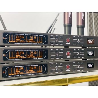 Micro Đầu Thu Cao Cấp Chính Hãng MTMAX UGX125 Sóng UHF, Chất Âm Sáng, Bắt Âm Tốt, Sơn Phủ Nano Chất Lượng Cao, Bắt Sóng Xa Trên 30m, Phù Hợp Giải Trí Đa Chức Năng