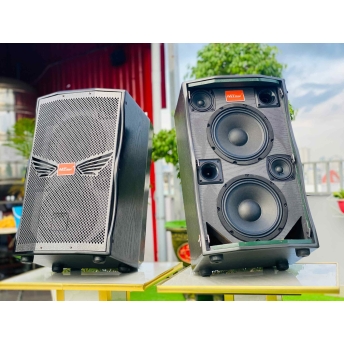 Loa Kéo Karaokae MTMAX E8Pro 2 bass 20 + 2 middle 10 cm + 2 Treble Neodium 3 Đường Tiếng Công Suất Đến 800W Chơi Được 30-50 Người Dùng Thử Miễn Phí 7 Ngày, Bảo Hành Đến 12 Tháng